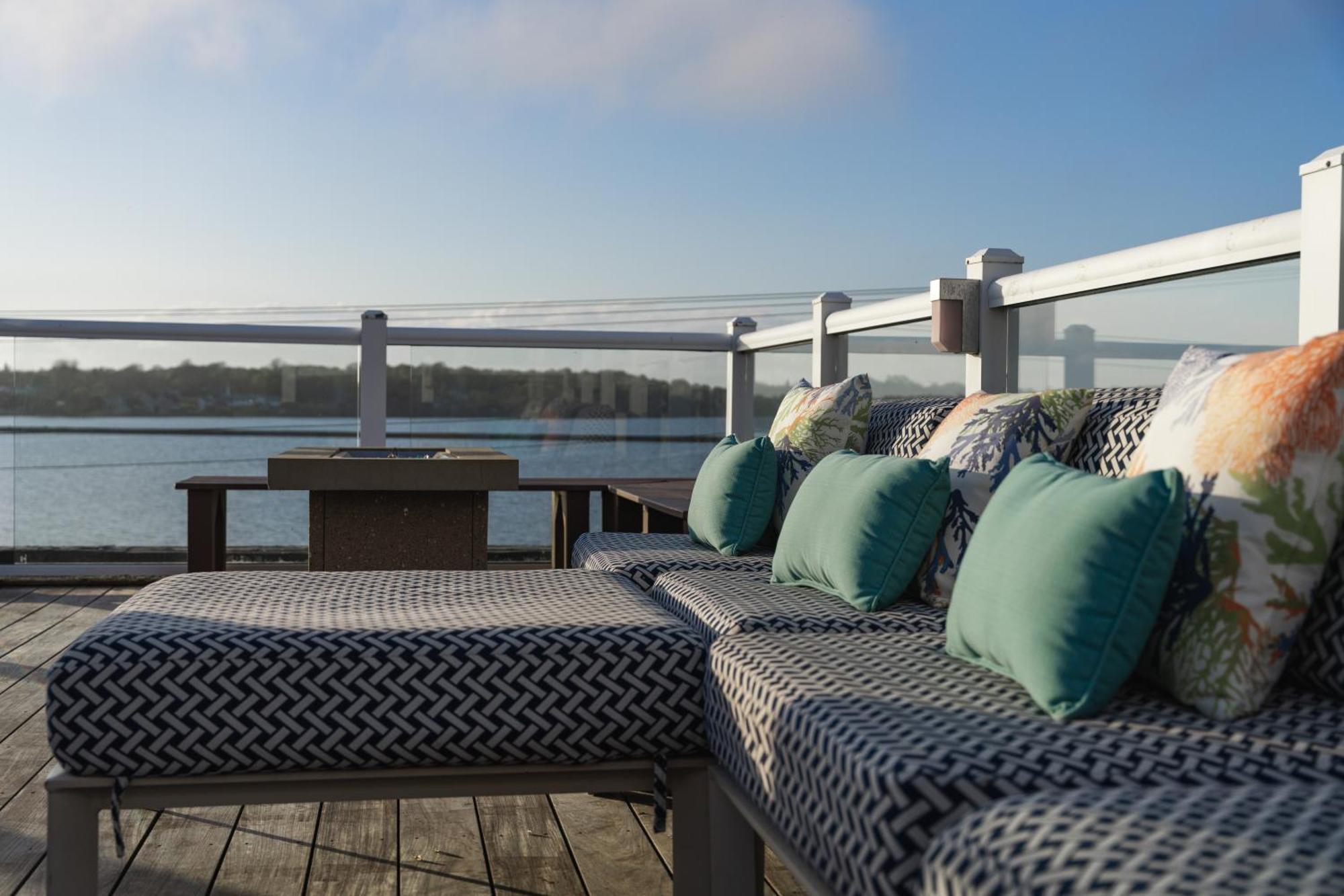 Newport Beach Hotel & Suites Middletown Dış mekan fotoğraf