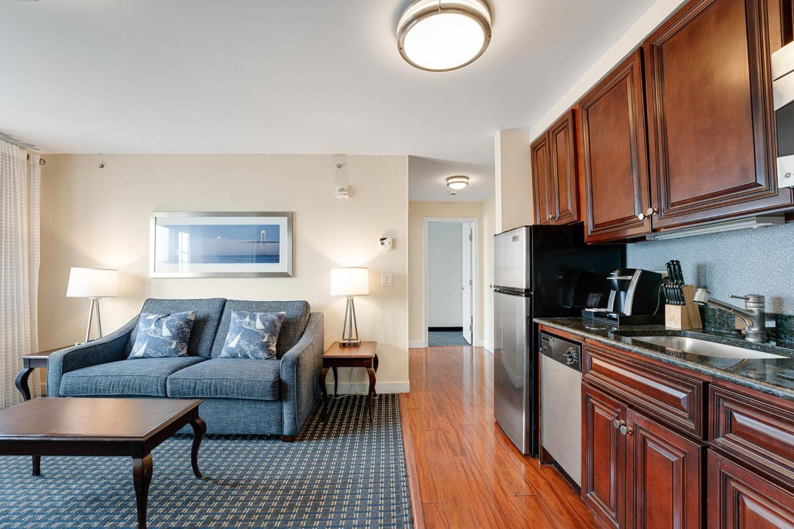 Newport Beach Hotel & Suites Middletown Dış mekan fotoğraf